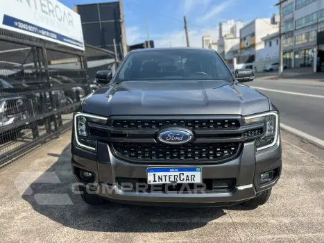 RANGER 2.2 Black 4X2 CD 16V