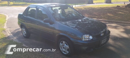 Classic sedan 1.0