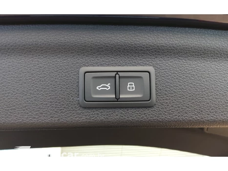 Q3 2.0 40 TFSI GASOLINA PERFORMANCE QUATTRO TIPTRONIC