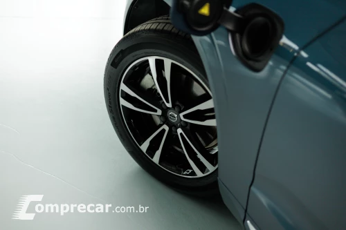 XC60 2.0 T8 HYBRID MOMENTUM AWD GEARTRONIC