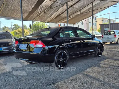 Civic 1.8 Lxs 16V Gasolina 4P Automático
