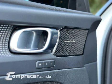 XC40 1.5 T5 Hybrid R-design FWD Geartronic