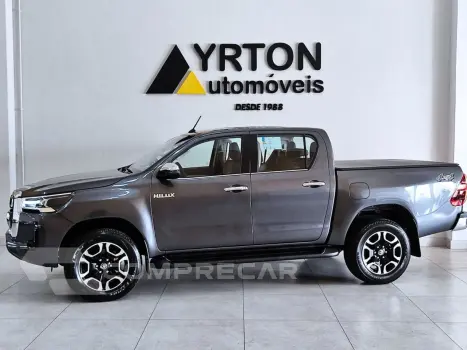 Toyota Hilux Caminhonete 2.8 16V 4P SRX DIESEL CABINE DUPLA 4 portas
