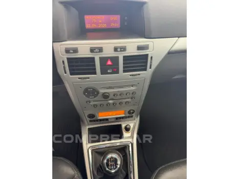 VECTRA 2.0 MPFI ELEGANCE 8V FLEX 4P MANUAL