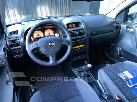 ASTRA 2.0 MPFI ELEGANCE SEDAN 8V FLEX 4P MANUAL