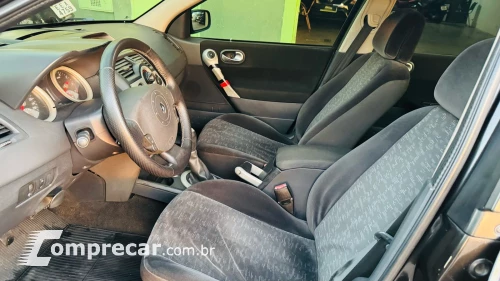 MÉGANE 1.6 Dynamique 16V