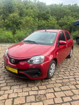 Toyota Etios Hatch 1.3 X 4 portas