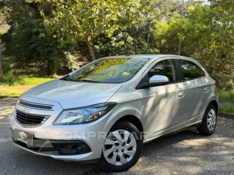 CHEVROLET ONIX 1.4 MPFI LT 8V FLEX 4P MANUAL 4 portas
