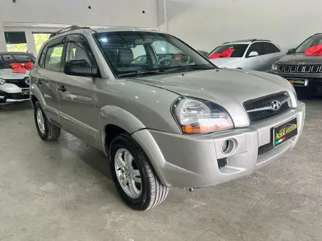 Tucson 2.0 Mpfi Gl 16V 142Cv 2Wd Gasolina 4P Automático