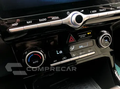 Creta 2.0 Flex Ultimate Automático