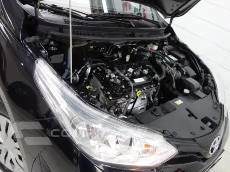 YARIS HATCH - 1.3 16V XL LIVE MANUAL