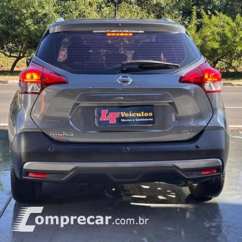 KICKS SV CVT
