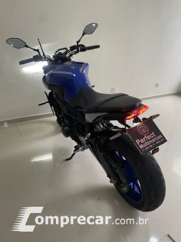 MT 09