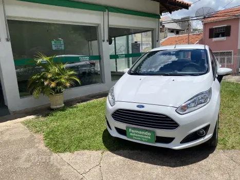 FORD FIESTA 1.6 SE Hatch 16V 4 portas