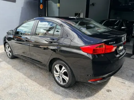 CITY 1.5 LX Sedan 16V