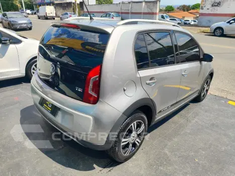 up! cross 1.0 TSI Total Flex 12V 5p