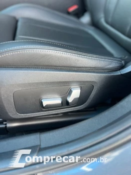 320i