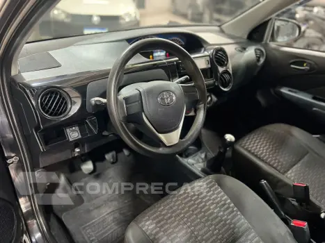 Etios Sedan 1.5 16V 4P FLEX PLATINUM