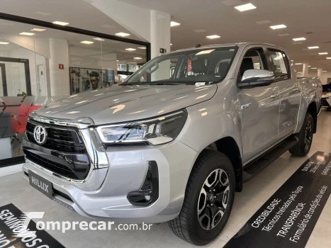 Toyota HILUX 2.8 D-4D TURBO CD SRV 4X4 AUTOMÁTICO 4 portas