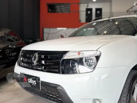 DUSTER - 2.0 DYNAMIQUE 4X2 16V 4P AUTOMÁTICO