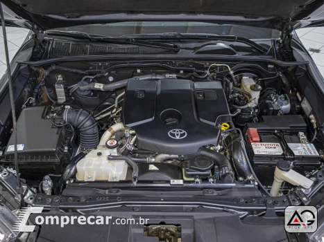HILUX 2.8 D-4d Turbo CD Gr-s 4X4