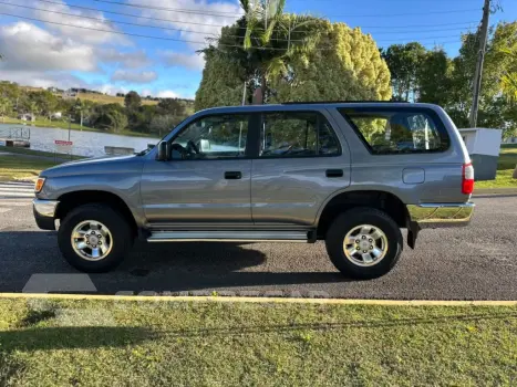 HILUX SW4 2.7 4X4 16V GASOLINA 4P MANUAL