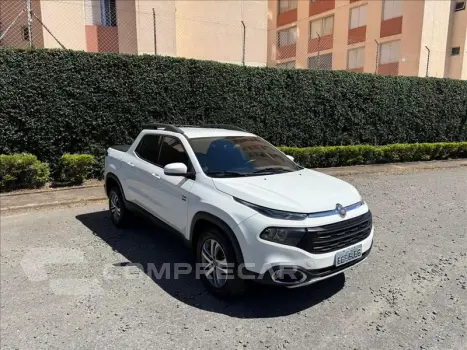 Fiat TORO 2.0 16V Turbo Freedom 4WD AT9 4 portas