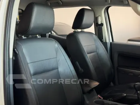 Ranger 2.5 16V FLEX XLT CABINE DUPLA