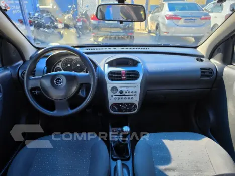 CORSA SEDAN - 1.4 MPFI PREMIUM SEDAN 8V 4P MANUAL