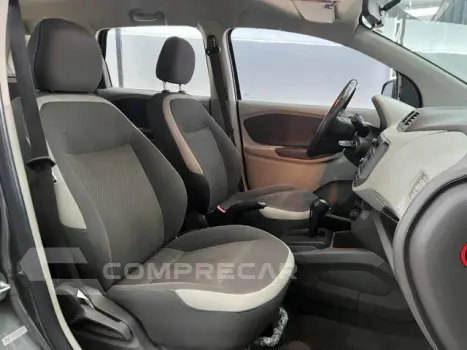 SPIN - 1.8 ADVANTAGE 8V 4P AUTOMÁTICO