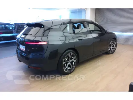 IX ELÉTRICO XDRIVE40