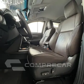 HILUX SW4 2.8 SRX 4X4 7 Lugares 16V Turbo Intercooler
