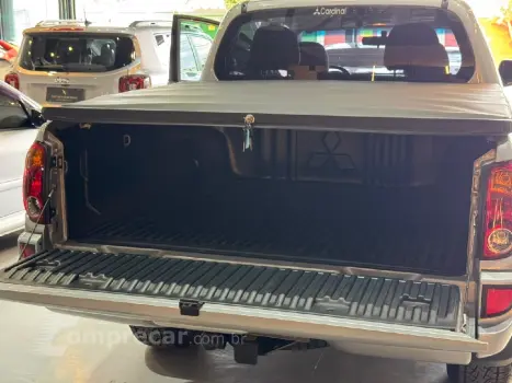 L200 TRITON  3.5 HPE 4X4 CD V6 24V FLEX 4P AUTOMATICO