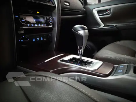 HILUX SW4 2.8 SRX 4X4 7 LUGARES 16V TURBO INTERCOOLER DIESEL