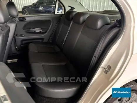 VOYAGE 1.0 12V MPI TOTALFLEX 4P MANUAL