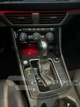 JETTA R-LINE 250 TSI 1.4 FLEX 16V AUT.