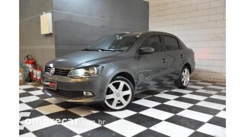 VOYAGE - 1.0 MI 8V 4P MANUAL