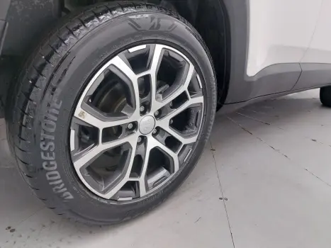 RENEGADE 1.3 T270 TURBO FLEX LONGITUDE AT6