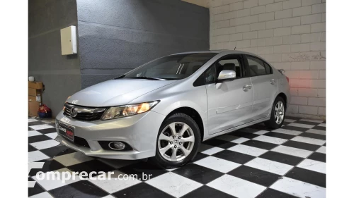 CIVIC - 1.8 EXS 16V 4P AUTOMÁTICO