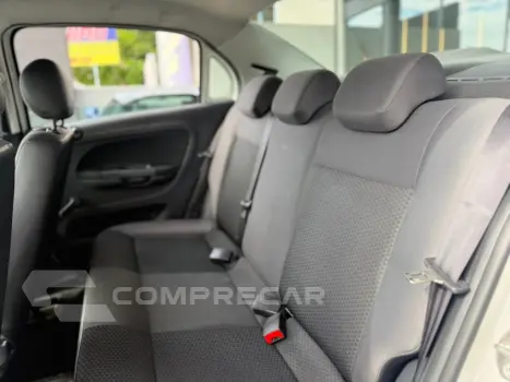 VOYAGE 1.0 12V MPI TOTALFLEX 4P MANUAL