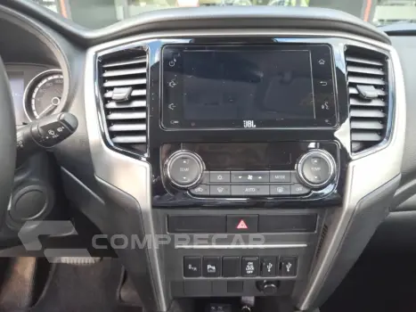 L200 TRITON 2.4 16V Turbo Sport Hpe-s CD 4X4