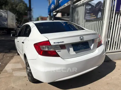 Civic Sedan EXS 1.8/1.8 Flex 16V Aut. 4p
