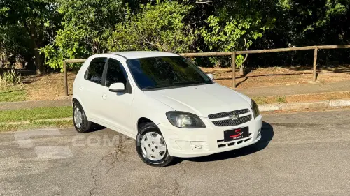 CELTA 1.0 MPFI LT 8V