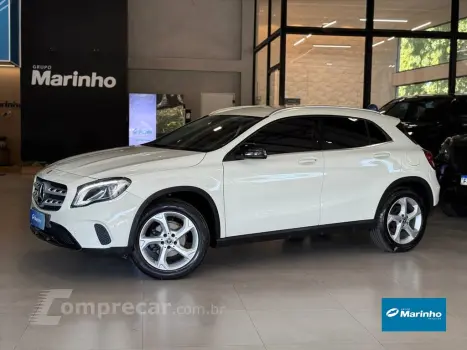 Mercedes-Benz GLA 200 1.6 CGI FLEX ADVANCE 7G-DCT 4 portas