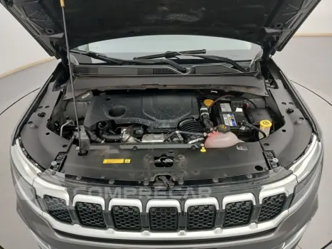 COMMANDER 1.3 T270 TURBO FLEX LIMITED AT6