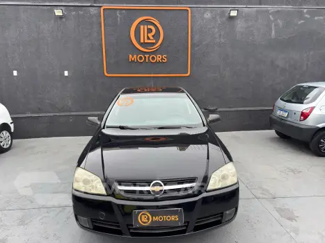 ASTRA 1.8 MPFI Comfort Sedan 8V