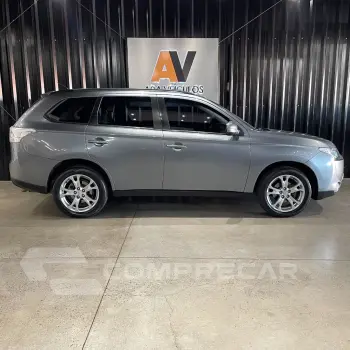 OUTLANDER 2.0 16V 160cv Aut.