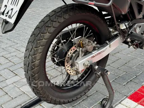 XRE 300 ABS