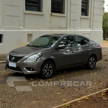 NISSAN VERSA 1.6 16V Unique 4 portas