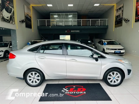 FIESTA 1.6 SE SEDAN 16V FLEX 4P MANUAL